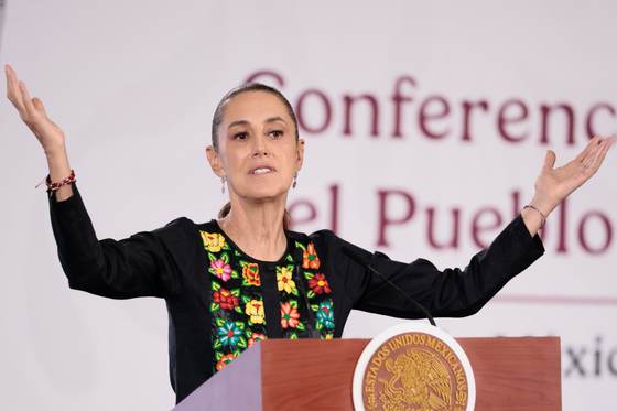 Sheinbaum destaca como un "cambio importante" la apertura económica de Cuba