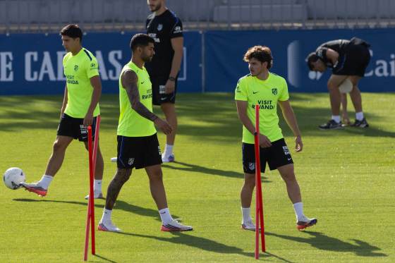 Julián Alvarez vuelve a la convocatoria del Atlético contra el Athletic Club
