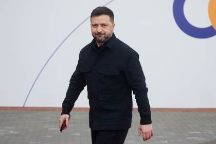Zelenski dice que Rusia teme un ataque ucraniano al acto del 9 de mayo en Moscú