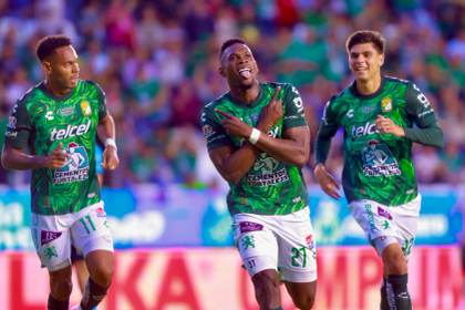 El colombiano Diber Cambindo hace dos goles en el triunfo del León sobre el San Luis