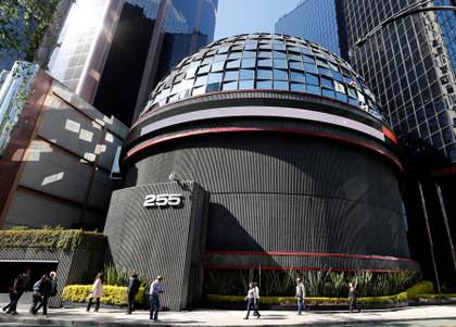 Bolsa de México gana 0,4 %, liga cuatro jornadas de avances y sube a 68.482,94 unidades