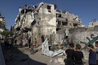 Israel mata a nueve gazatíes en ataques contra viviendas en la ciudad de Gaza