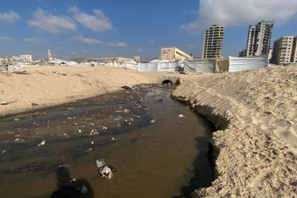 Una plaga de algas agravada por los residuos de Gaza deja a Israel sin desalinizadoras
