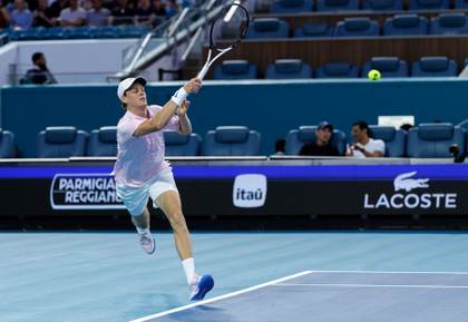 Sinner, Zverev y Cerúndolo pasan a octavos de final, Sabalenka y Rybakina a cuartos