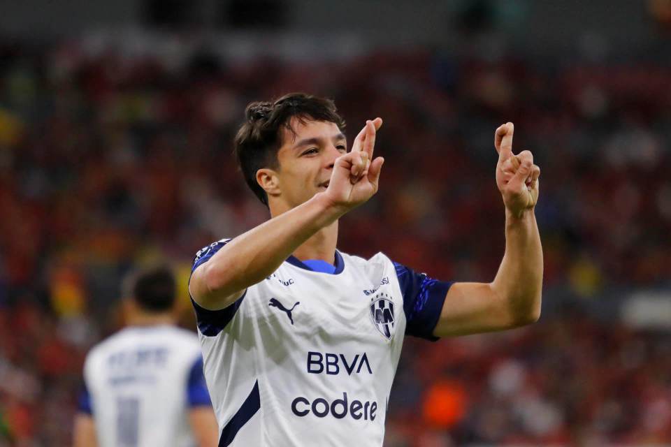 Español Oliver Torres asegura que Rayados piensa en ser campeón, aunque está en un proceso
