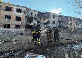 Rusia ataca Ucrania con 13 misiles, munición merodeadora y 146 drones