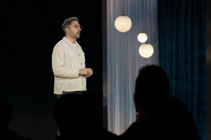 Directivo de Microsoft alerta contra entrenar la IA para actuar como los humanos