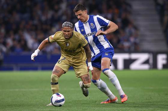 2-2. El Oporto no consigue asegurar la victoria frente al Famalicão