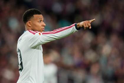 ¿Por qué se disculpó Mbappé? La pregunta sin respuesta en el Internet chino