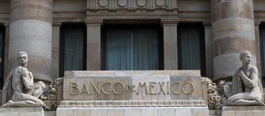 El Banco de México valorará realizar "recortes adicionales" a tasa de interés en 2026
