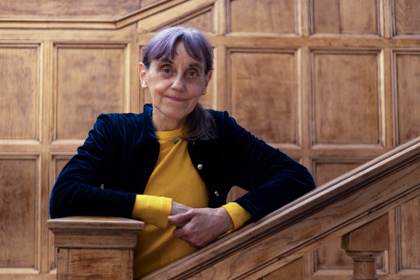 ¿Quién era realmente 'la chica del fusil'? "Una feminista que nunca disparó contra nadie"