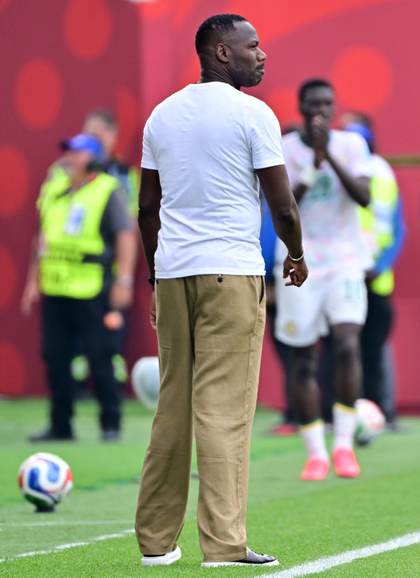 Thiaw celebra la reacción de Senegal y Arnold lamenta la tarjeta roja que lastró a Irak
