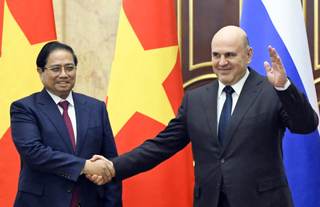Vietnam y Rusia firman un acuerdo para construir la primera central nuclear vietnamita