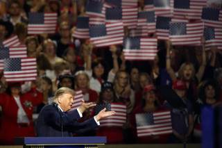Trump ofrece 5.000 dólares a cada ciudadano si su partido gana elecciones de término medio