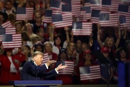 Trump ofrece 5.000 dólares a cada ciudadano si su partido gana elecciones de término medio