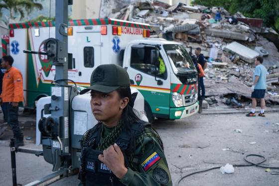 El mundo se vuelca con la catástrofe en Venezuela: condolencias y envío de ayuda