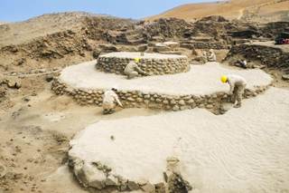 Descubren milenaria estructura asociada a la astronomía en cultura más antigua de América