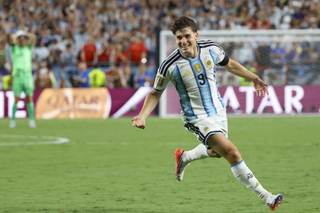 Julián Álvarez: "Siento que voy de menos a más pero lo importante es que el equipo gane"