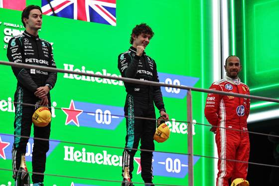 Russell y Antonelli pretenden confirmar el dominio de Mercedes en Suzuka