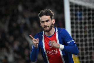 3-1. Kvaratskhelia pone orden