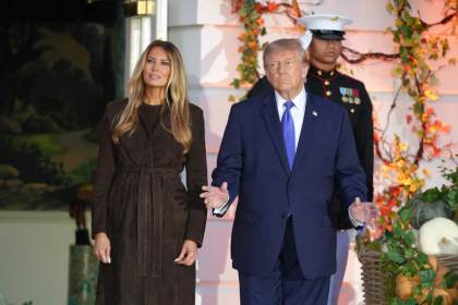 Trump cancela sus mítines en Iowa y Kansas y los sustituye por participaciones virtuales