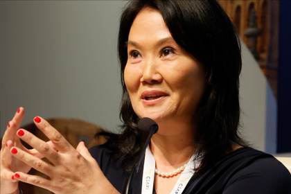 Fujimori mantiene ventaja de 40.000 votos sobre Sánchez al inicio de una semana decisiva en Perú