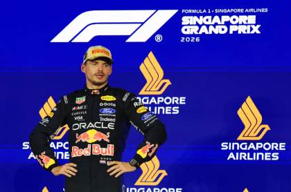 Verstappen brilla en la noche de Singapur y Antonelli ya roza el título