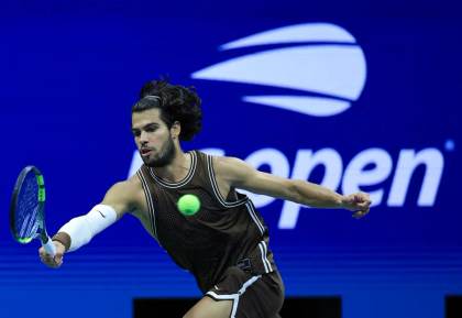 Alcaraz y Sabalenka no aflojan; Jódar se queda por el camino