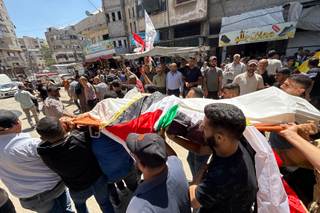 Entierran en Gaza al directivo de la agencia egipcia de ayuda muerto en un ataque israelí