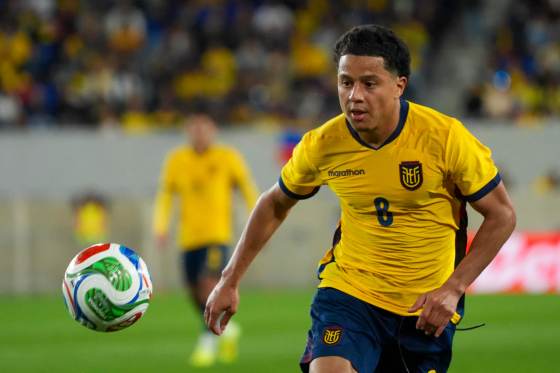 El Flamengo se refuerza con el ecuatoriano Anthony Valencia