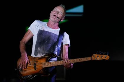 Sting da un paseo por grandes éxitos propios e himnos de The Police en Les Nits Occident