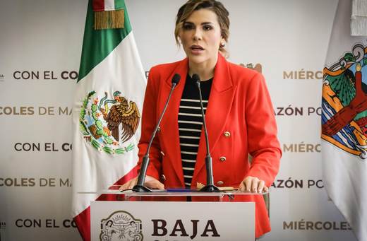Gobernadora mexicana niega haber "traicionado a la patria" en supuestos contactos con EEUU