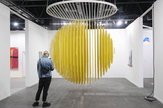 Petroleo, guerra y masculinidad desde la mirada latinoamericana en ARCOmadrid 2026