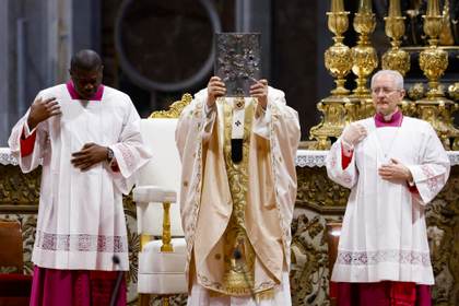 León XIV califica de inaceptable la amenaza de Trump contra Irán