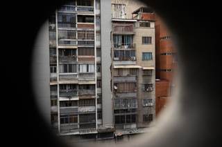 Sin hogar, pero evaluando viviendas: el rostro de la ingeniería tras sismos en Venezuela