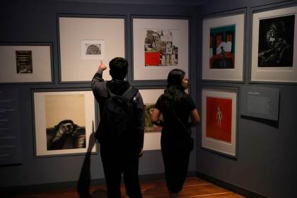 Museo colombiano reinstala por orden judicial las obras retiradas por 'batalla cultural'