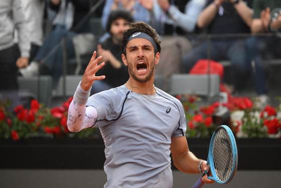 Musetti elimina a Cerúndolo en tercer ronda