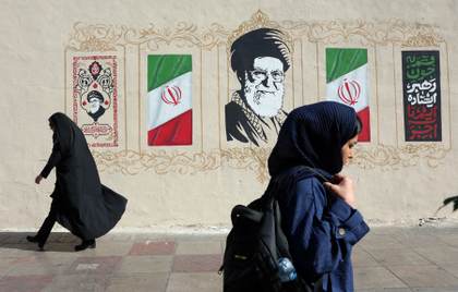 Al menos ocho muertos y 19 heridos en Irán en nuevos ataques de EE.UU.
