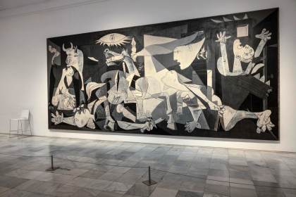 Cómo la intentona golpista de 1981 inclinó la balanza para devolver el 'Guernica' a España