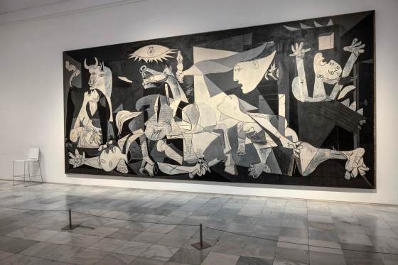 Cómo la intentona golpista de 1981 inclinó la balanza para devolver el 'Guernica' a España