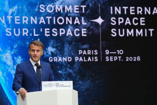 Inspirado en EE.UU., Macron pide un frente común europeo de lanzamientos espaciales