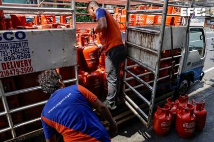 Filipinas anuncia reducción de impuestos a derivados del petróleo por la crisis energética