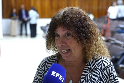 Las tecnologías como la IA no mejoran por sí solas la enseñanza, dice asesora de la Unesco