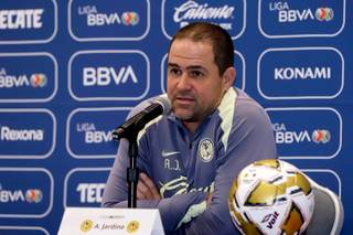 El brasileño Jardine no cree que haya favoritos entre América y Pumas