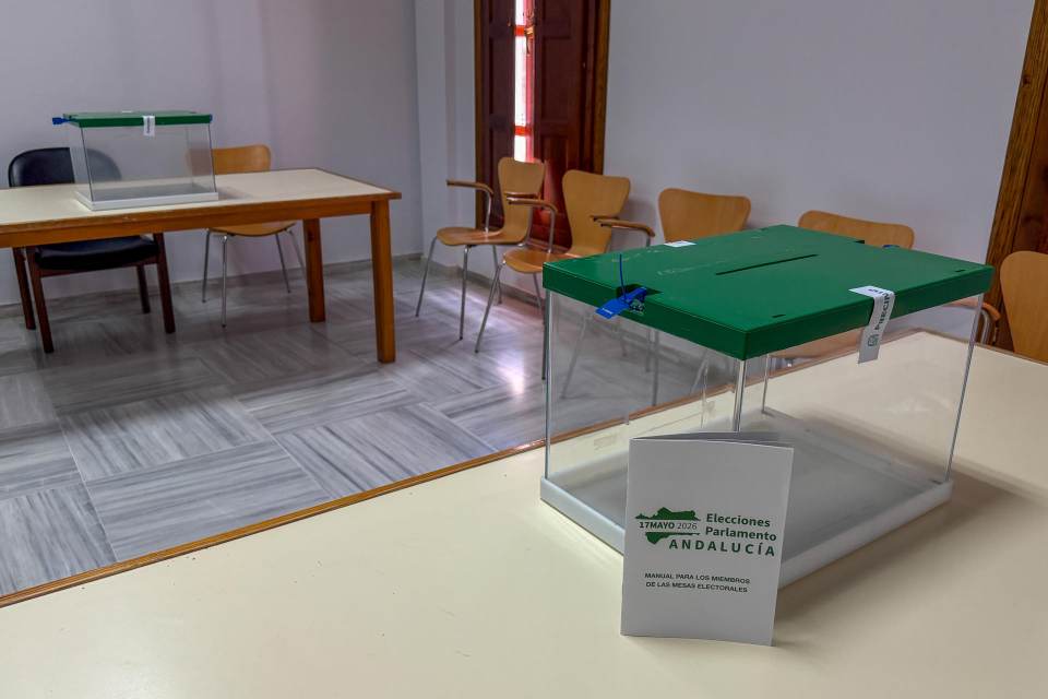 La poblada región de Andalucía vota en unos comicios con gran influencia en España