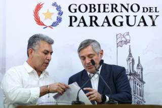 Docentes de Paraguay afrontan huelga divididos tras acuerdo parcial con el Gobierno