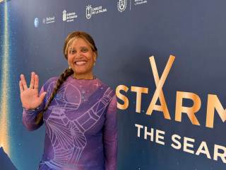 Sian Proctor, astronauta: Resolver problemas en el espacio beneficiará también a la Tierra