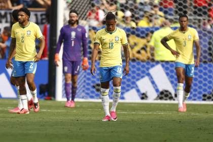 Danilo apunta a retirarse de la selección de Brasil: "Siempre estaré apoyando como un fan"