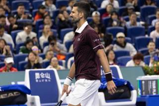 Once años después, Djokovic sigue sin perder en Pekín y avanza a octavos