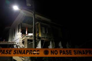 Adrenalina, vigilancia y pacientes en la calle por el terremoto de magnitud 7,7 en Panamá